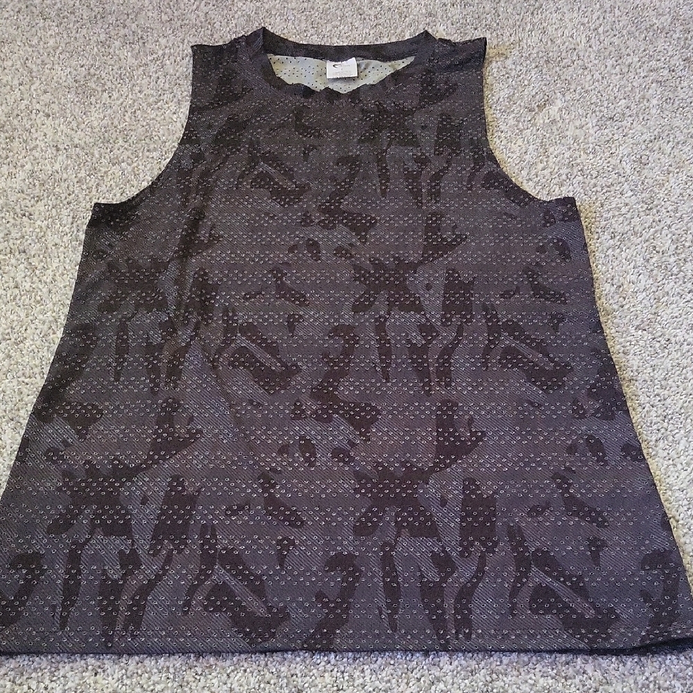 ZYIA Gray Muscle Tee Athletic Top